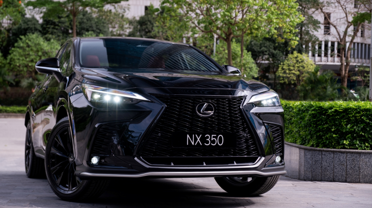 bao john wick surprised everyone by giving lance reddick a lexus nx as a thank you for his recent support 653d7154c483c John Wick Surprised Everyone By Giving Lance Reddick A Lexus Nx300 As A Thank-you For His Recent Support.