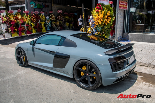 bao john wick sorprendió a todos cuando le regaló a su actor contribuyente un audi r el día de acción de gracias y le agradeció por acompañarlo 653aae9a9960c John Wick sorprendió a todos cuando le regaló a su actor contribuyente un Audi R8 el día de acción de gracias y le agradeció por acompañarlo.