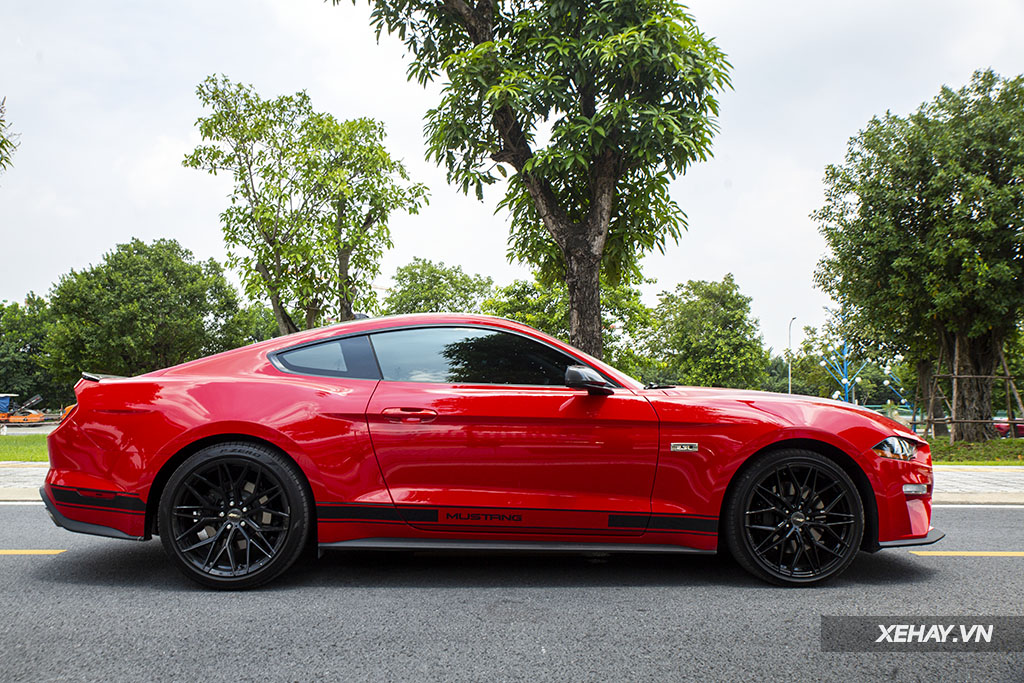 bao john wick surprised the world by giving his co star a ford mustang shelby gtr after his movie set a box office record 6534ed2ee7eb3 John Wick Surprised The World By Giving His Co-star A Ford Mustang Shelby Gt350r After His Movie Set A Box Office Record