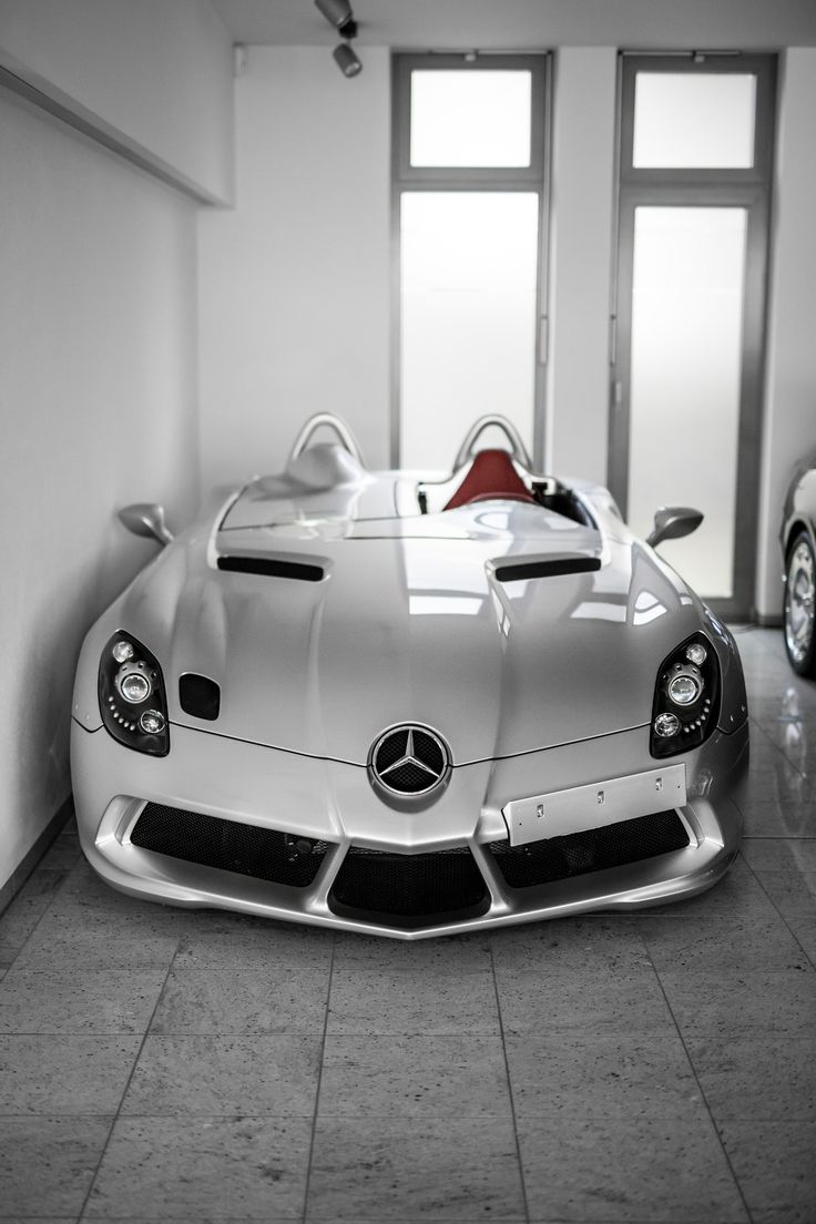 bao kanye west surprised the world by giving mike tyson his super rare mercedes benz slr when tyson returned to competition at the age of 653d01938beb0 Kanye West Surprised The World By Giving Mike Tyson His Super Rare Mercedes-benz Slr When Tyson Returned To Competition At The Age Of 53.