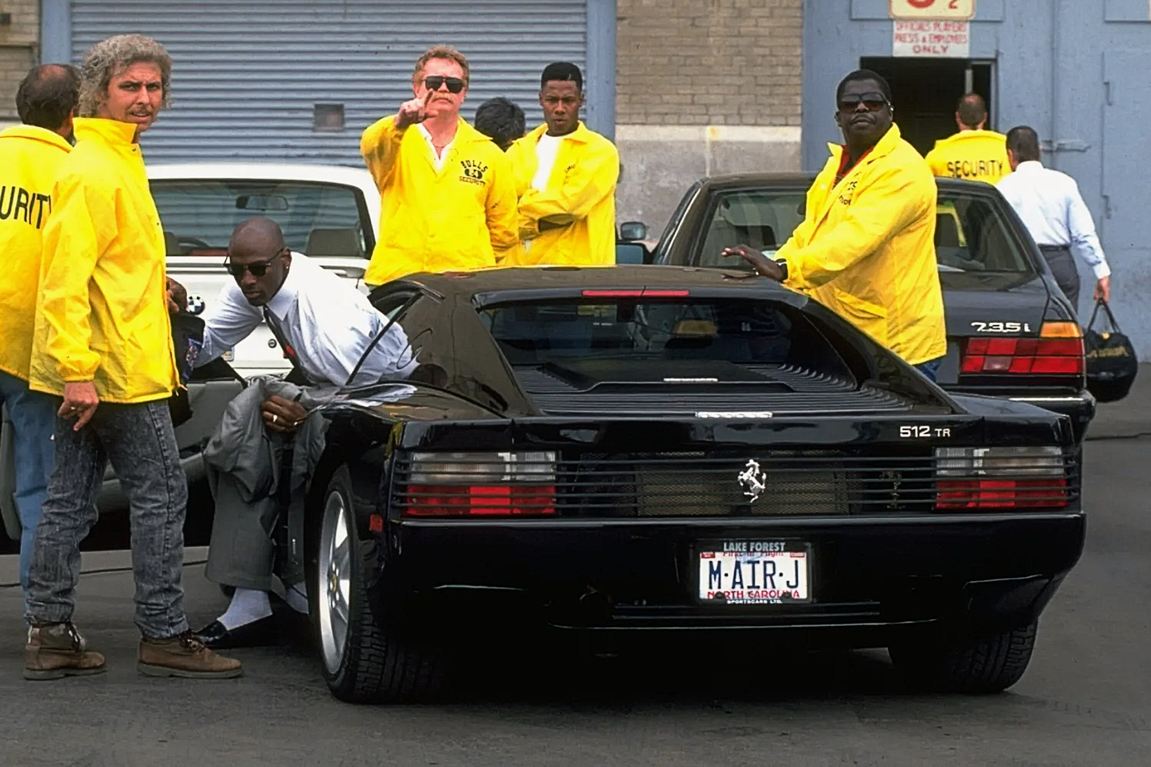bao michael jordan surprised everyone when he auctioned off his favorite ferrari tr for charity to make people s dreams come true 6522a0d5740a9 Michael Jordan Surprised Everyone When He Auctioned Off His Favorite Ferrari 512 Tr For Charity To Make People's Dreams Come True.