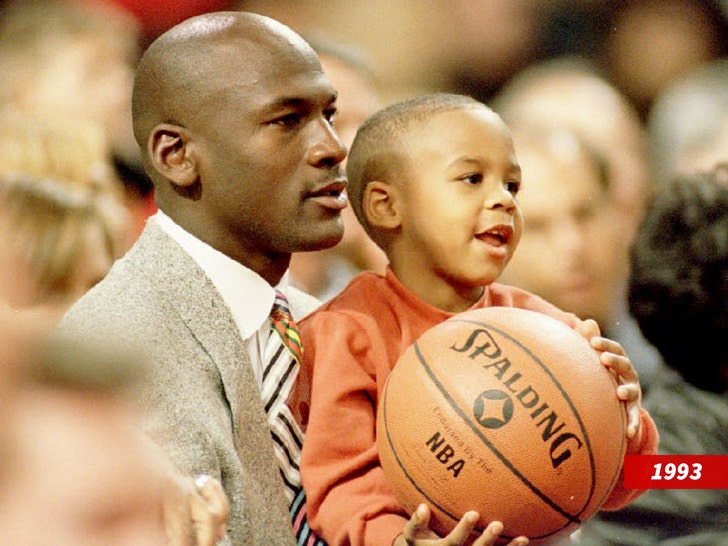 bao michael jordan surprised everyone when he gave marcus jordan a super rare poscher makes his son dreams come true on birthday age 65217f76c930b Michael Jordan Surprised Everyone When He Gave Marcus Jordan A Super Rare Poscher 911 Makes His Son Dreams Come True On Birthday Age 33