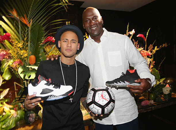 bao michael jordan surprised the world when giving neymar jr a pair of limited edition shoes for the birth of his daughter 6526a1562ba11 Michael Jordan Surprised The World When Giving Neymar Jr A Pair Of Limited Edition Shoes For The Birth Of His Daughter