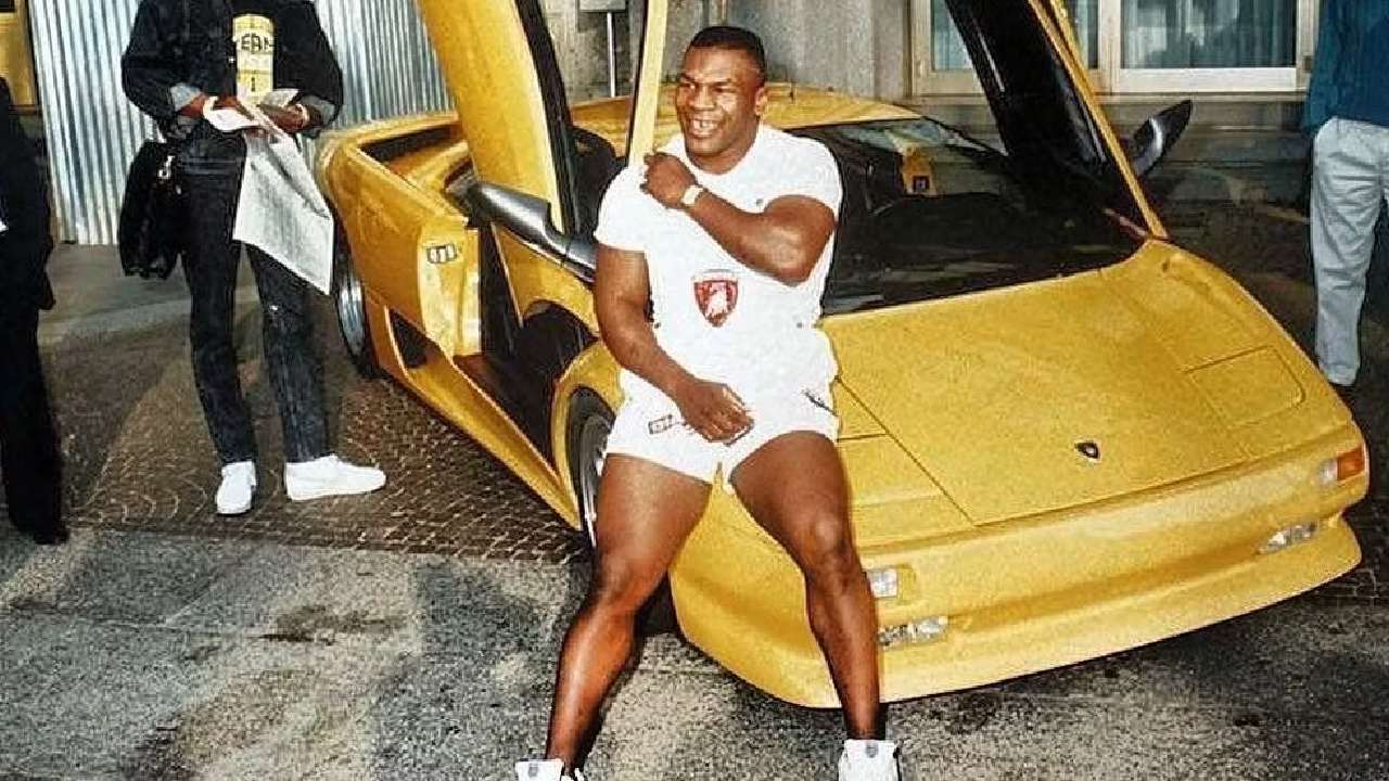 bao mike tyson surprised the whole world when he plated the lamborghini aventador in gold and pasted a tattoo symbol on the car for his birthday 652985db0c5ed Mike Tyson Surprised The Whole World When He Plated The Lamborghini Aventador In Gold And Pasted A Tattoo Symbol On The Car For His Birthday.