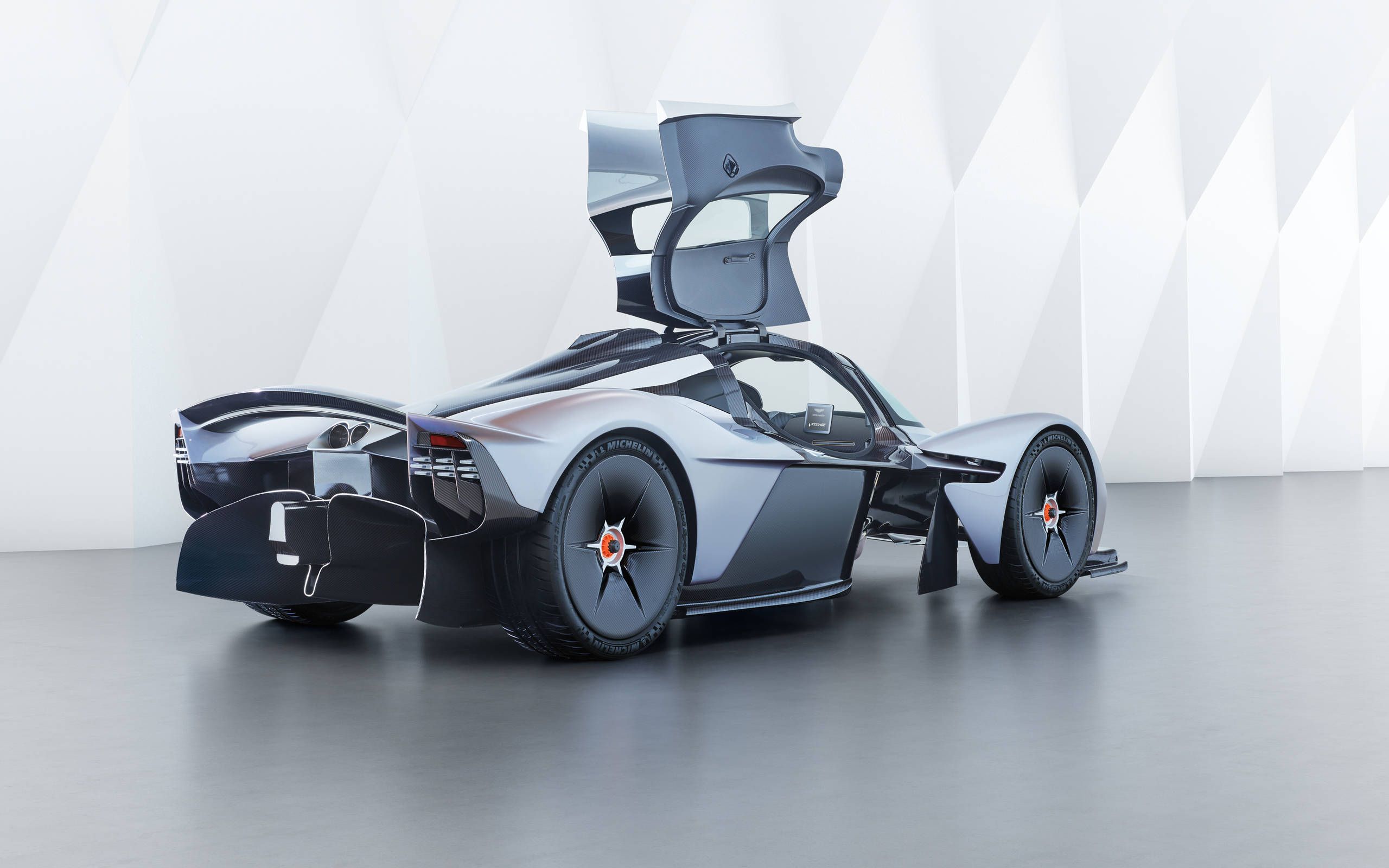 bao mike tyson surprised the world by giving serena williams a super rare aston martin valkyrie when she won the title of greatest tennis player of all time 6535897fbed40 Mike Tyson Surprised The World By Giving Serena Williams A Super Rare Aston Martin Valkyrie When She Won The Title Of Greatest Tennis Player Of All Time.