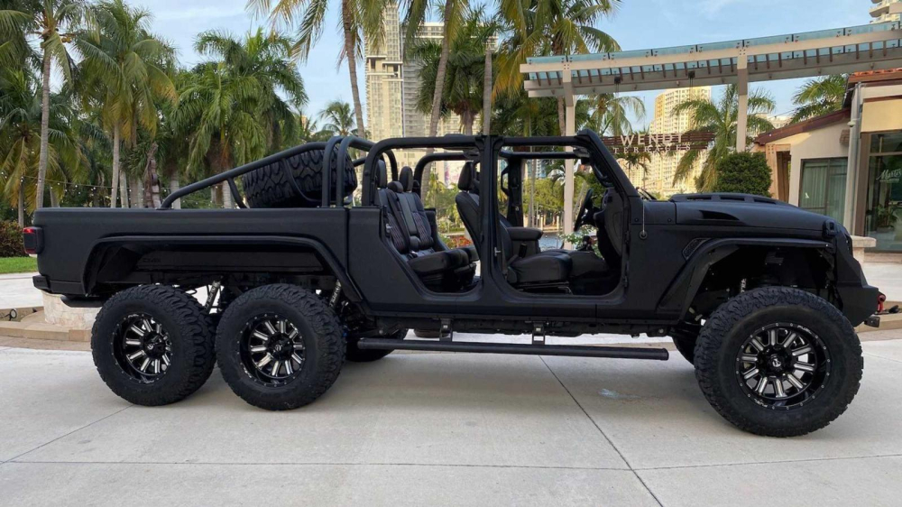 bao the rock surprised everyone when he showed off the jeep gladiator x his favorite car given to him by his best friend kevin hart on halloween 653197c5633d8 The Rock Surprised Everyone When He Showed Off The Jeep Gladiator 6x6, His Favorite Car Given To Him By His Best Friend Kevin Hart On Halloween 2023.