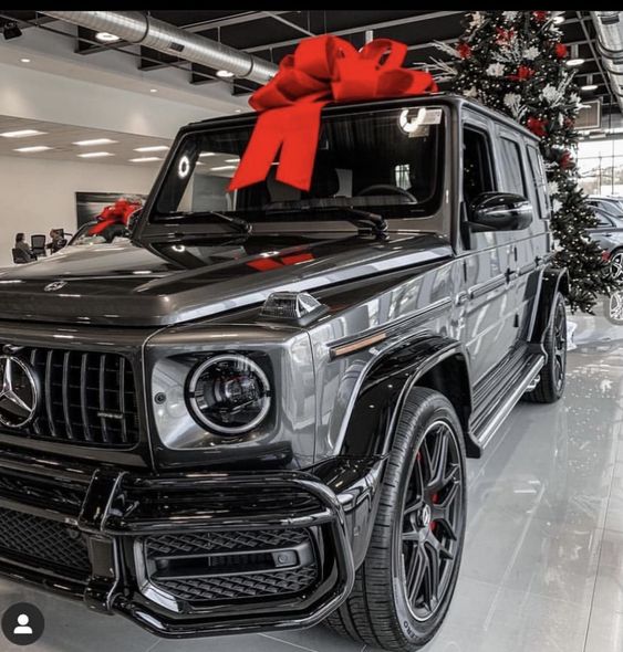 bao to delight his daughter michael jordan surprised everyone by purchasing a mercedes benz amg g as a gift for her on the occasion of her first child s birth 653c0136f283b To Delight His Daughter, Michael Jordan Surprised Everyone By Purchasing A Mercedes-benz Amg G63 As A Gift For Her On The Occasion Of Her First Child's Birth.