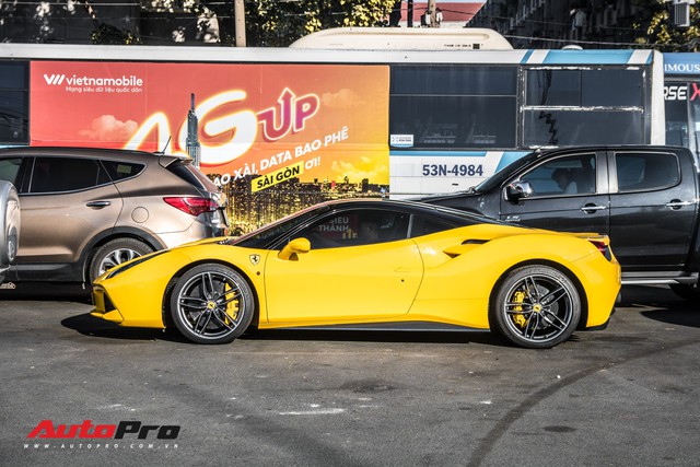 bao to please his daughter michael jordan surprised everyone by giving her a ferrari gtb on the occasion of her giving birth to her first child 6534f3100acf2 To Please His Daughter, Michael Jordan Surprised Everyone By Giving Her A Ferrari 488 Gtb On The Occasion Of Her Giving Birth To Her First Child.