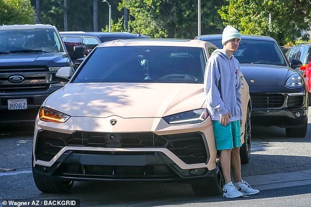 bao to please his wife justin bieber surprised everyone by buying his wife a lamborghini urus to celebrate their th wedding anniversary 6527e96793153 To Please His Wife, Justin Bieber Surprised Everyone By Buying His Wife A 2023 Lamborghini Urus To Celebrate Their 5th Wedding Anniversary.