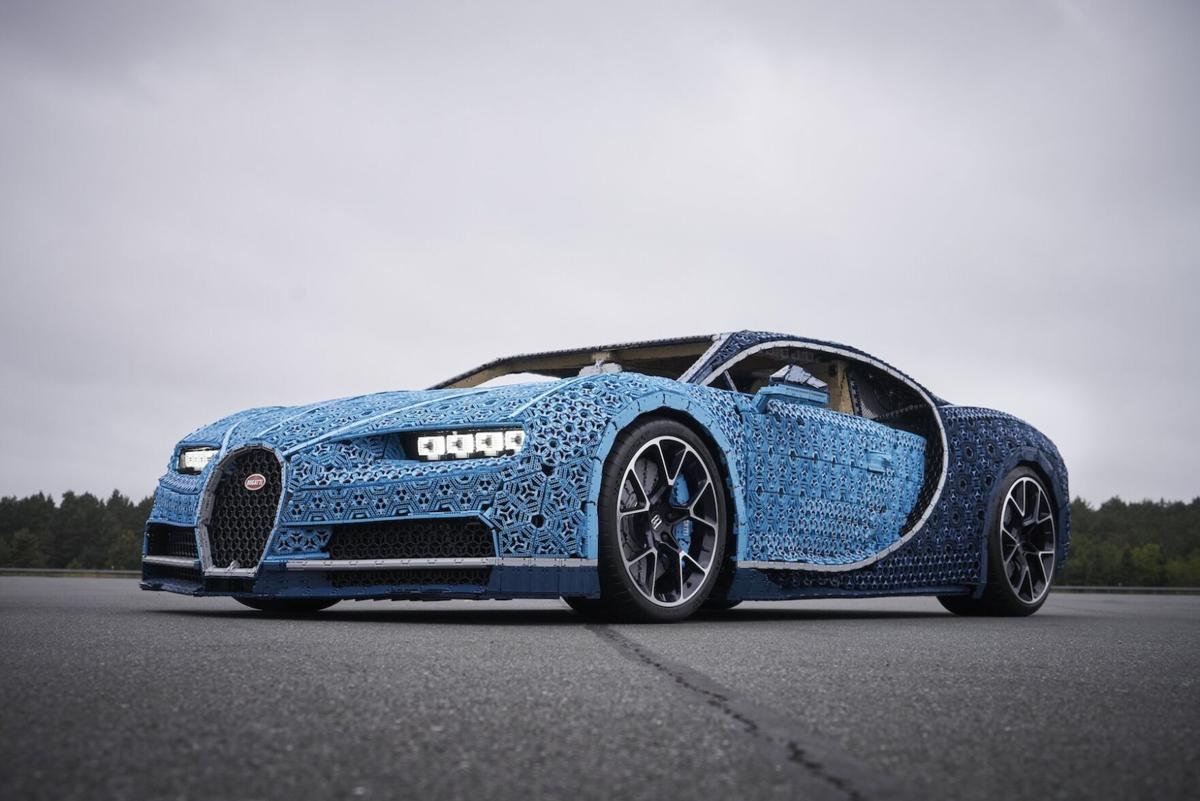 lamtac bugatti shows its class by using more than a million lego pieces to create a working bugatti chiron that can accelerate to mph 6540af6f25c1f Bugatti Shows Its Class By Using More Than A Million Lego Pieces To Create A Working Bugatti Chiron That Can Accelerate To 12 Mph