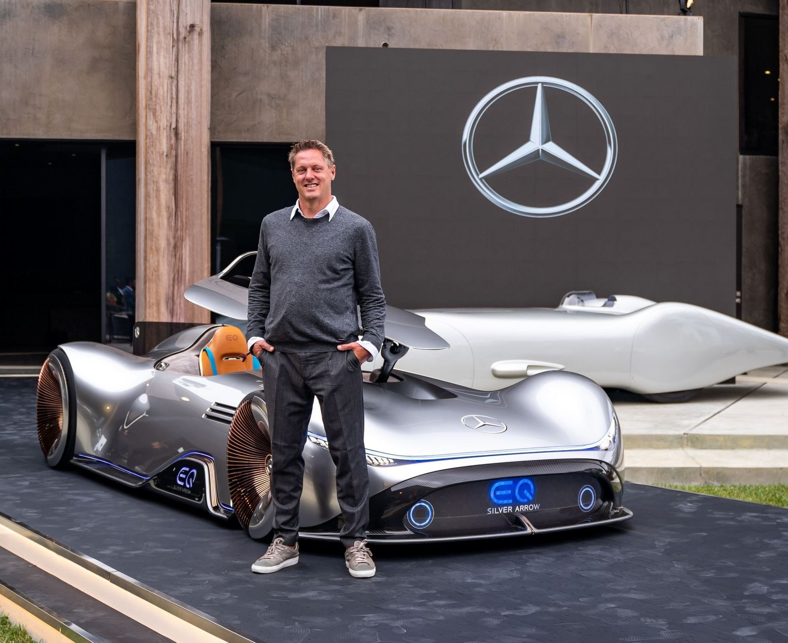 lamtac discover the supercar ahead of its time called the silver arrow vision eq mercedes benz 653e7515b2ffa Discover The Supercar Ahead Of Its Time Called The "Silver Arrow" Vision EQ - Mercedes-Benz