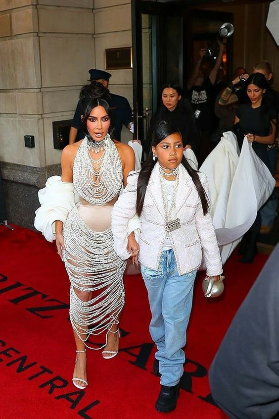 likhoa admire the amazing fashion style of kim kardashian and north west every time they attend events making the fashion world wholeheartedly praise them 6535063af1cde Admire The Amazing Fashion Style Of Kim Kardashian And North West Every Time They Attend Events, Making The Fashion World Wholeheartedly Praise Them.