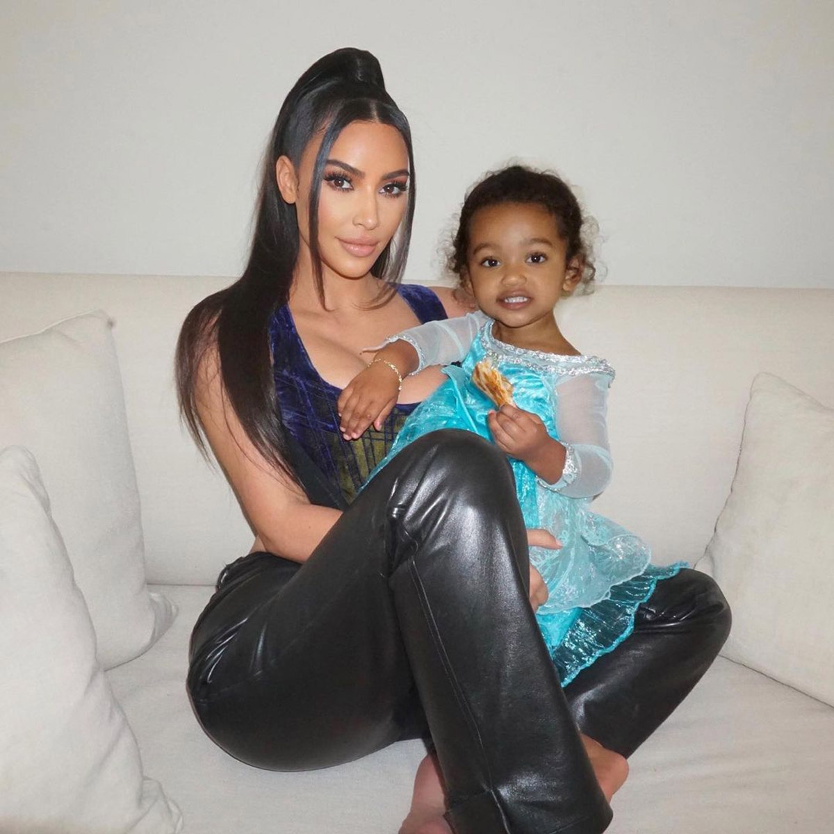 likhoa chicago west hilariously calls out kim kardashians cooking in mothers day card 6533a0c01588f Chicago West Hilariously Calls Out Kim Kardashian’s Cooking In Mother’s Day Card