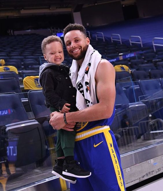 likhoa meet stephen curry s son jack curry all about this adorable little guy 6517e9dca88fe Meet Stephen Curry's Son: Jack Curry - All About This Adorable Little Guy