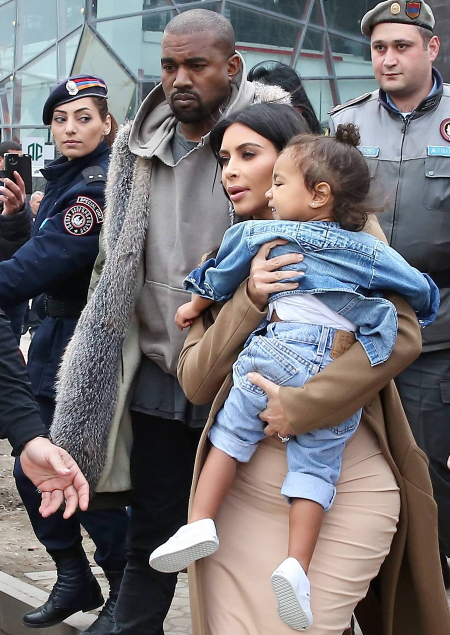 likhoa kim kardashian and khloe took daughter north west to visit their family s hometown in armenia unexpectedly meeting ex husband kanye west 653e8cf4c51a3 Kim Kardashian And Khloe Took Daughter North West To Visit Their Family's Hometown In Armenia, Unexpectedly Meeting Ex-husband Kanye West