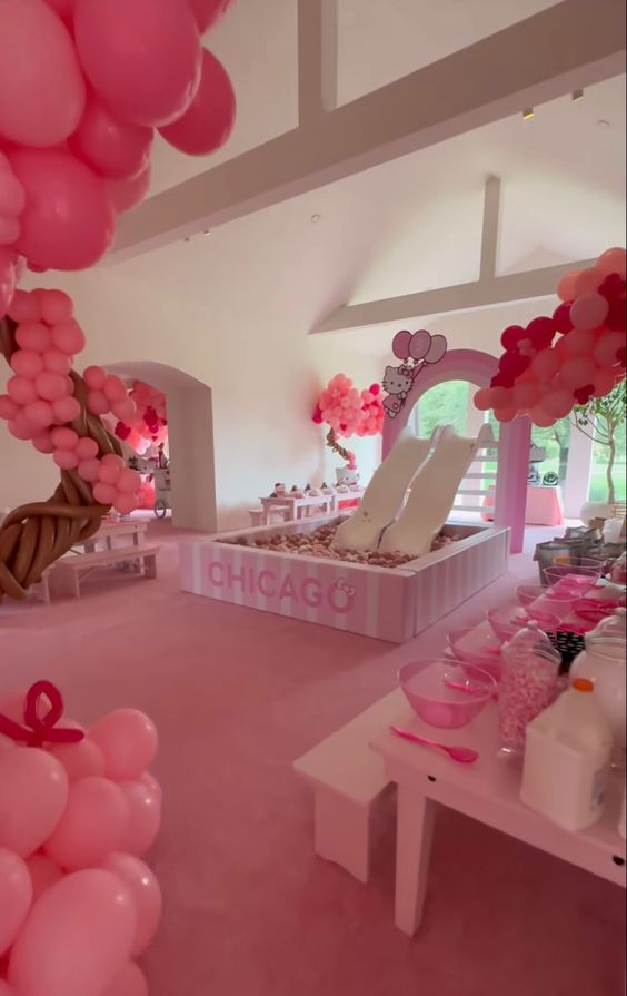 likhoa kim kardashian revealed the cost of decorating chicago west s birthday party in a pink hello kitty style 653f662235993 Kim Kardashian Revealed The Cost Of Decorating Chicago West's Birthday Party In A Pink Hello Kitty Style