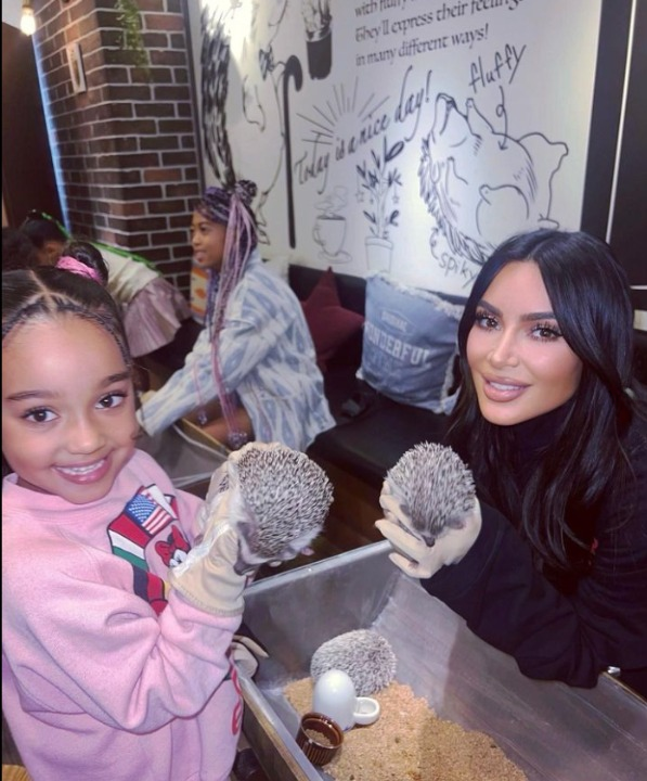 likhoa kim kardashian shares warm and intimate photos with her children during her trip to japan 6536a148a0f70 Kim Kardashian Shares Warm And Intimate Photos With Her Children During Her Trip To Japan