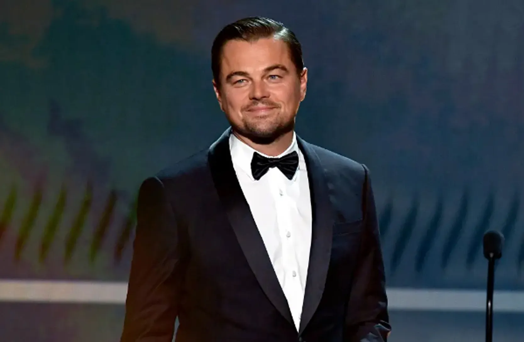 Leonardo DiCaprio Ä‘i chÆ¡i cùng ngưá»i mẫu Anh trẻ hÆ¡n 20 tuổi