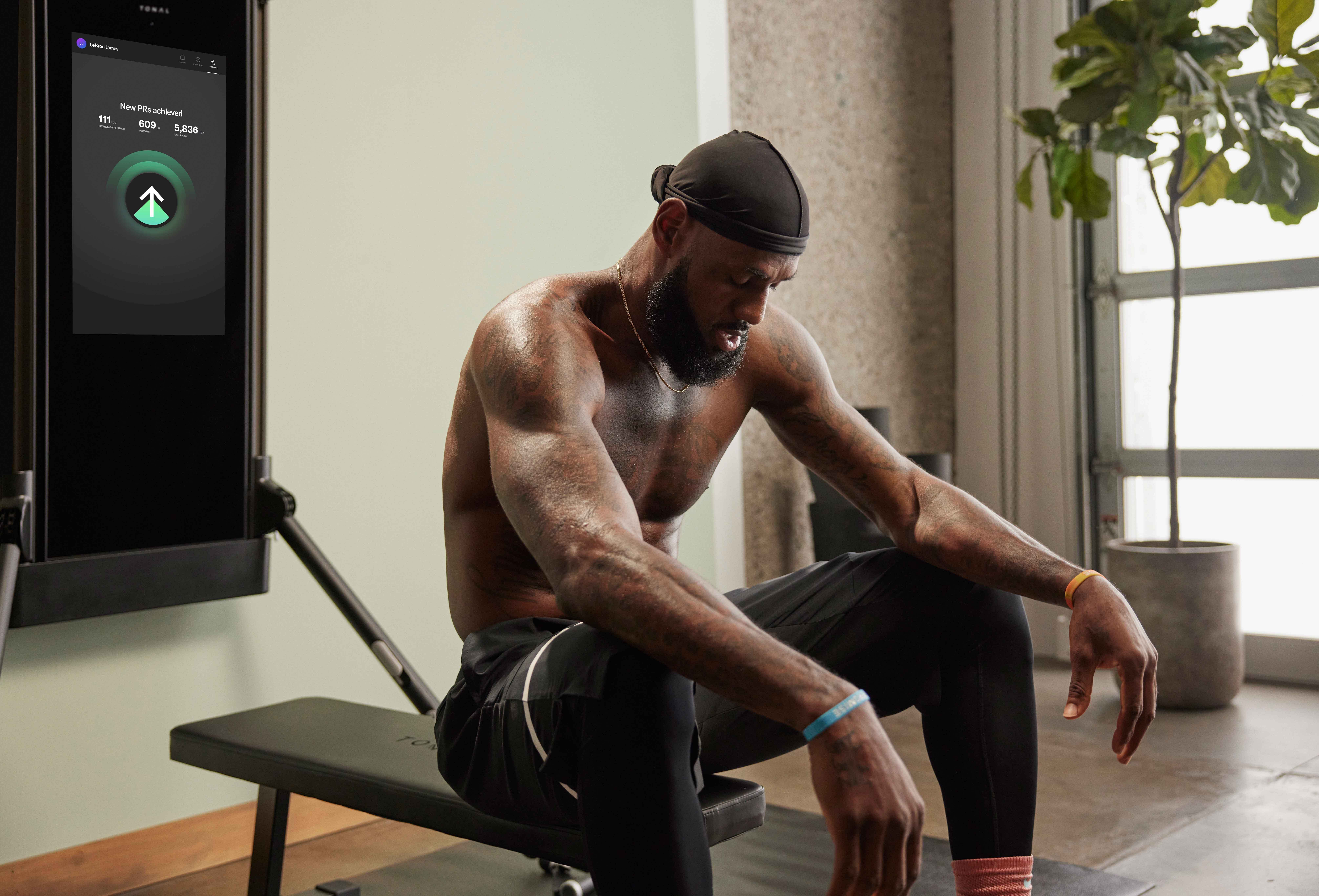 likhoa lebron james and the secret of heavy gym exercises to get in shape like he is now 6523c9e5a448a Lebron James And The Secret Of Heavy Gym Exercises To Get In Shape Like He Is Now