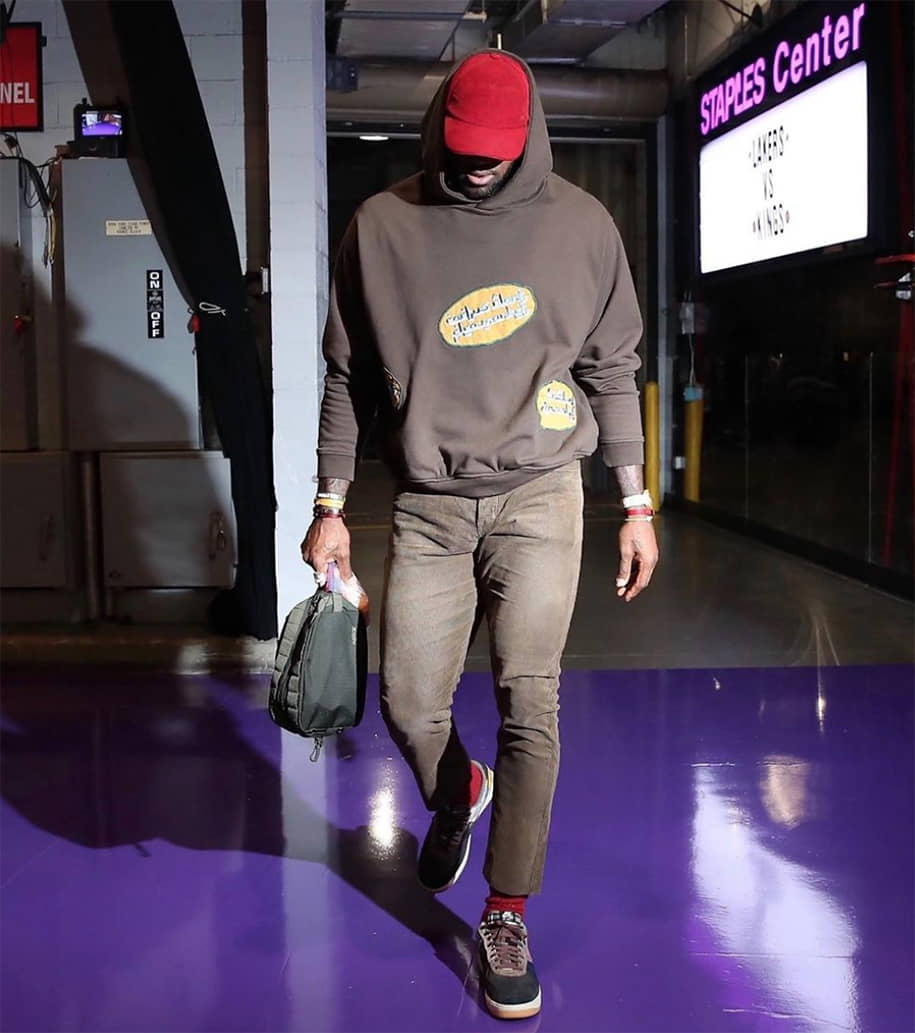 likhoa lebron james is the trailblazer of basketball s regal fashion trends 6531049aa98e8 Lebron James Is The Trailblazer Of Basketball's Regal Fashion Trends 2023