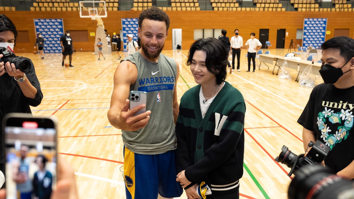 likhoa steph curry s wonderful gift for bts star suga was revealed surprising fans around the world 653f872fd226c Steph Curry's Wonderful Gift For Bts Star Suga Was Revealed, Surprising Fans Around The World