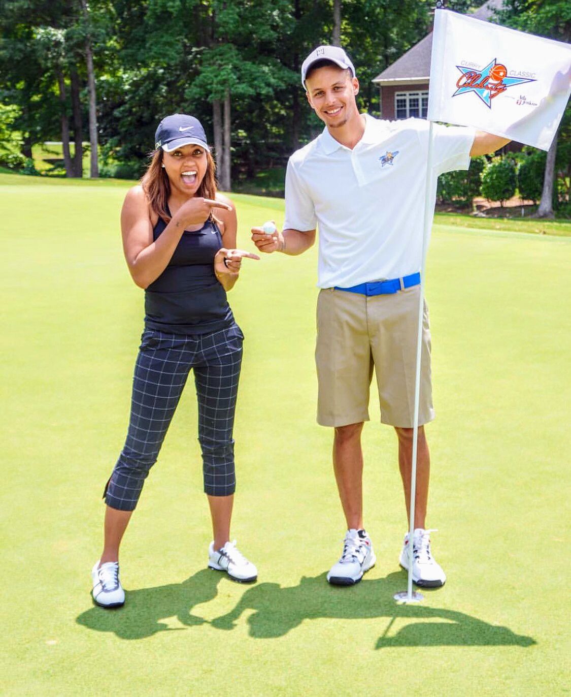 likhoa stephen curry and ayesha s family took their adorable children to an extremely adorable golf practice session 65312be96854a Stephen Curry And Ayesha's Family Took Their Adorable Children To An Extremely Adorable Golf Practice Session