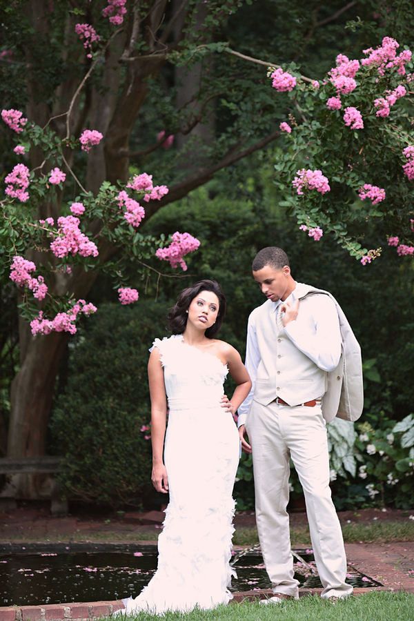 Stephen Curry and his wife suddenly posted beautiful, dreamlike wedding photos from 10 years ago on social networks