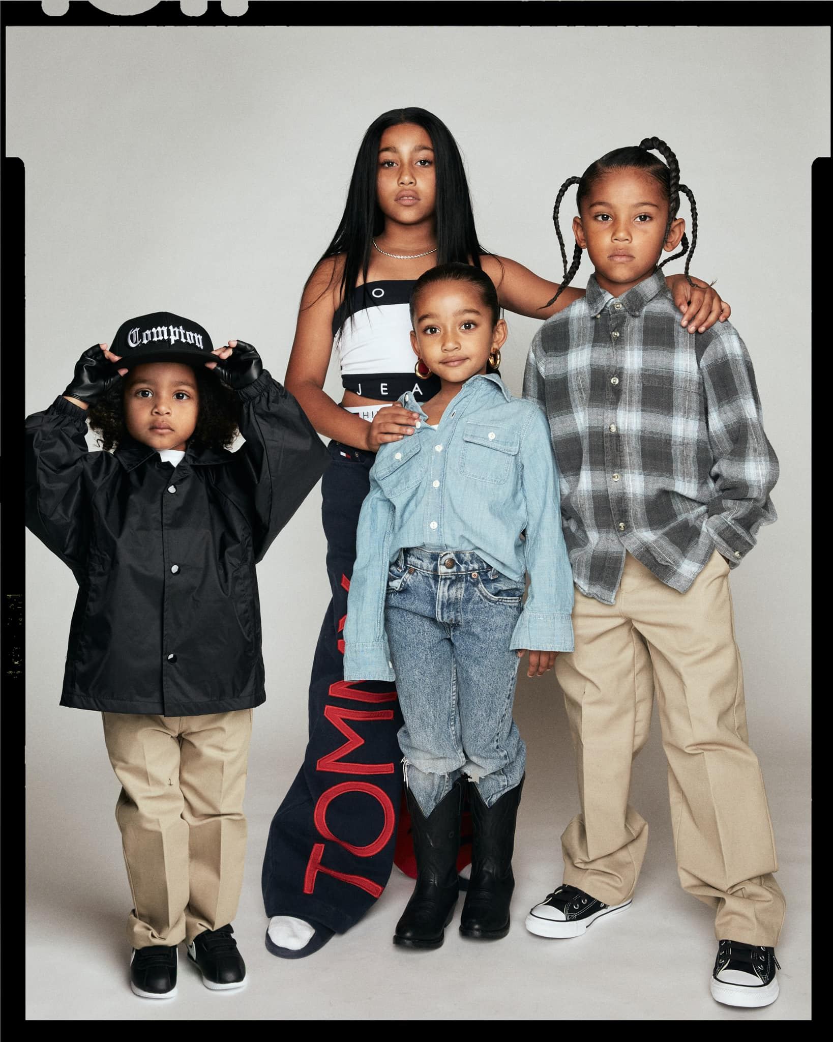 likhoa sweet chicago west next to kim kardashian and her siblings in a family photo set that makes the online community constantly praise 6539def43032c Sweet Chicago West Next To Kim Kardashian And Her Siblings In A Family Photo Set That Makes The Online Community Constantly Praise