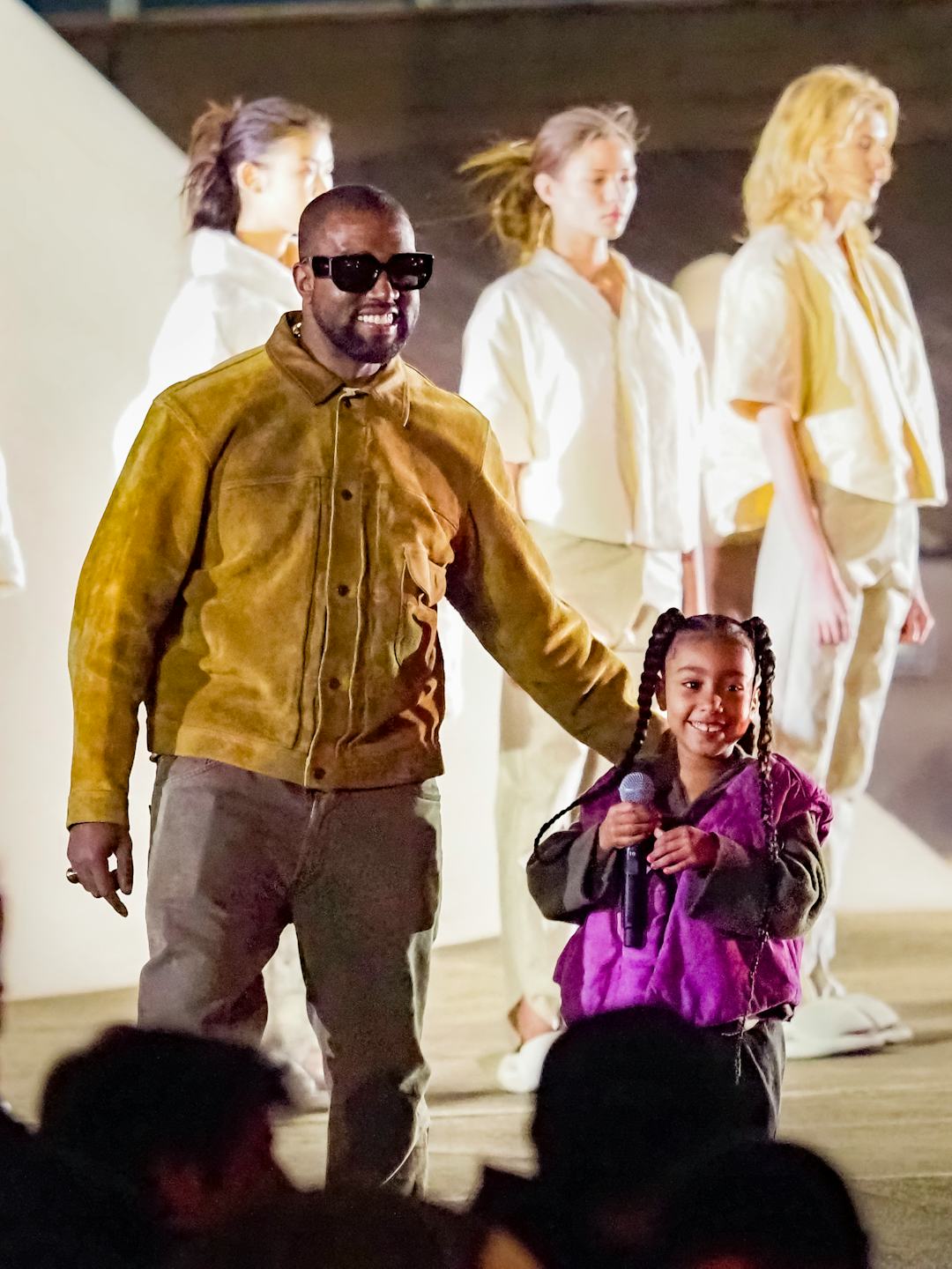 bao kanye west and his daughter perform a super cute fashion show on the street with kim kardashian about to launch a winter fashion collection 653abd34da572 Kanye West And His Daughter Perform A Super Cute Fashion Show On The Street With Kim Kardashian, About To Launch A Winter 2023 Fashion Collection