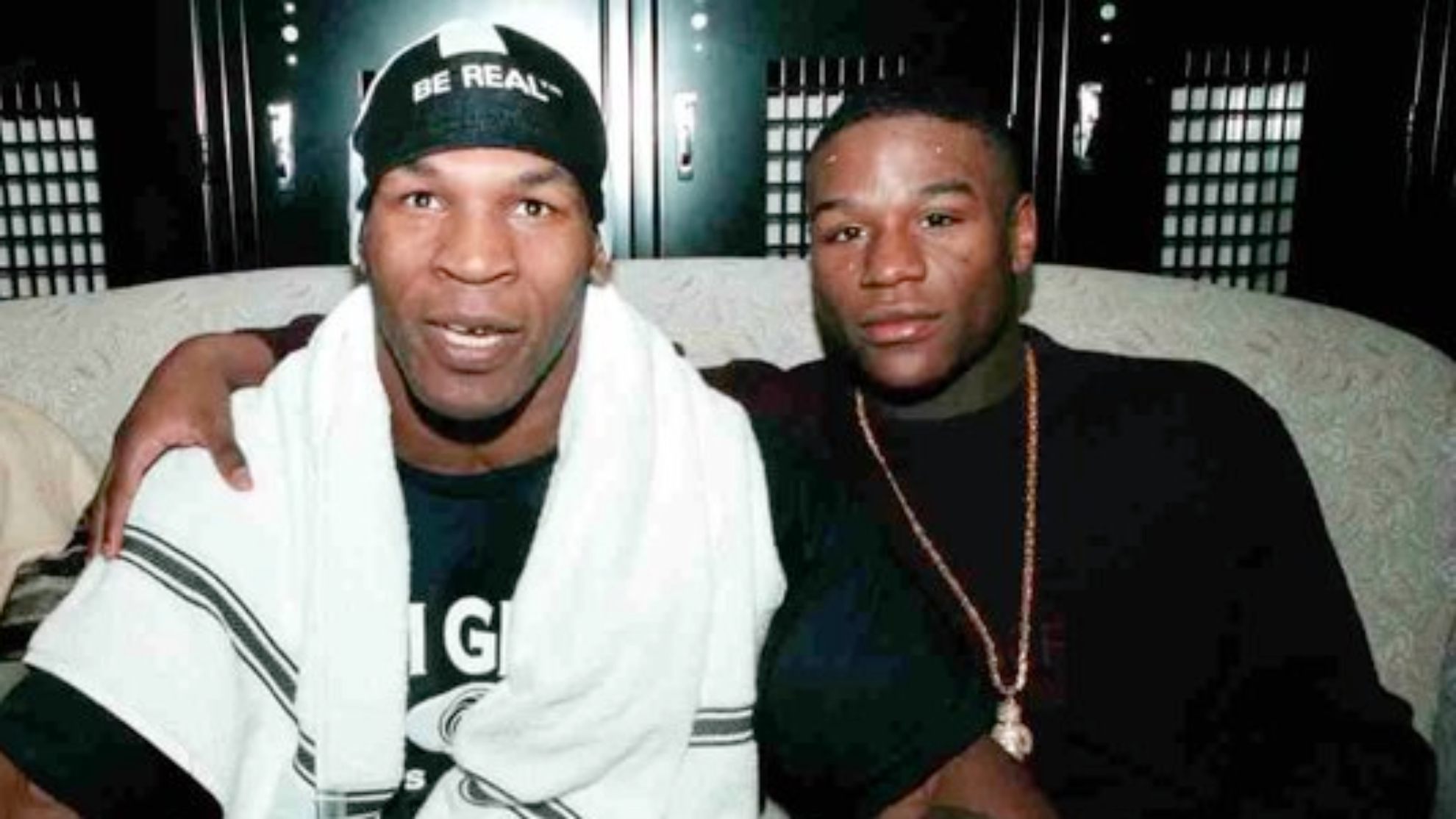 bao floyd mayweather surprised the world by gifting mike tyson a rolls royce cullinan supercar to congratulate his fellow boxer on successfully securing two prestigious championship belts 654f021cf0eee Floyd Mayweather Surprised The World By Gifting Mike Tyson A Rolls-royce Cullinan Supercar To Congratulate His Fellow Boxer On Successfully Securing Two Prestigious Championship Belts.
