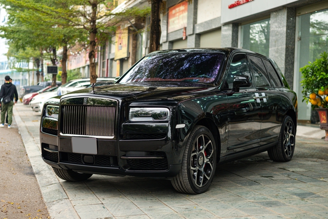 bao mike tyson and dj khaled were surprised when a wealthy fan gave them a rolls royce cullinan while they were on tour in saudi arabia 654765bee54a4 Mike Tyson And Dj Khaled Were Surprised When A Wealthy Fan Gave Them A Rolls-royce Cullinan While They Were On Tour In Saudi Arabia.