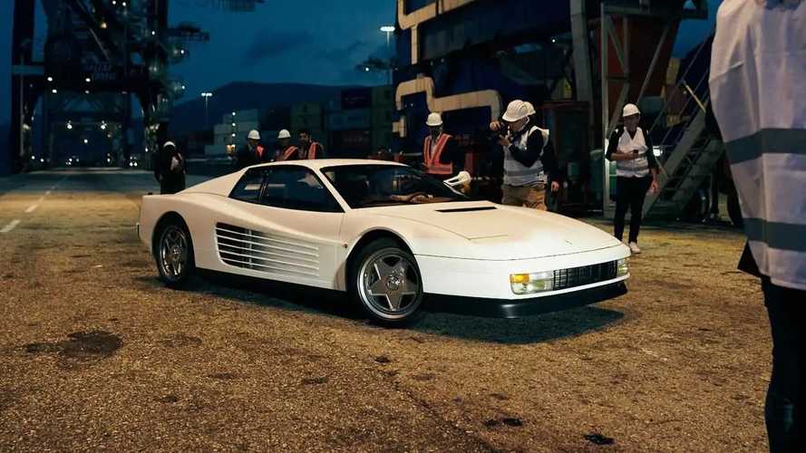 bao mike tyson surprised his wife lakiha spicer with a ferrari testarossa supercar at her th birthday party 65427c4e67cbf Mike Tyson Surprised His Wife, Lakiha Spicer, With A Ferrari Testarossa Supercar At Her 30th Birthday Party.