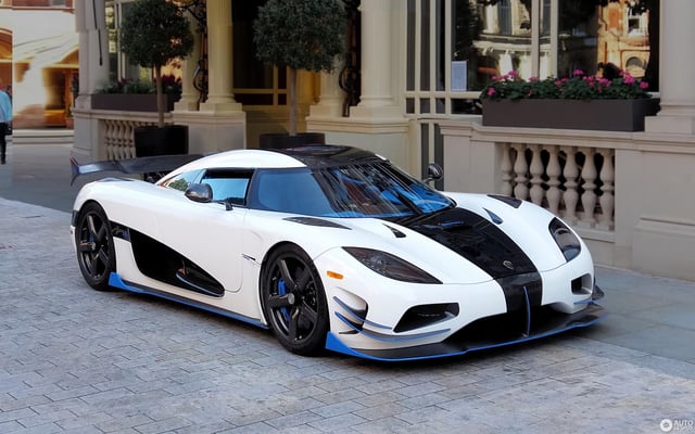bao mike tyson surprised the world by giving his son amir tyson a koenigsegg agera r to congratulate him on setting a record for defeating an opponent in just seconds 654f8d814a0b6 Mike Tyson Surprised The World By Giving His Son Amir Tyson A Koenigsegg Agera R To Congratulate Him On Setting A Record For Defeating An Opponent In Just 8 Seconds.