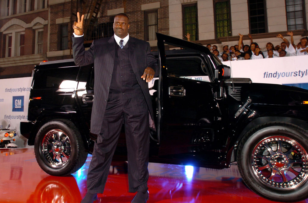 En su cumpleaños número 51, Mike Tyson sorprendió a Shaquille O'neal regalándole el Avtoros Shaman 8x8 y logró dos títulos en su carrera. 217 bao en su primer cumpleaños mike tyson sorprendió a shaquille o neal regalándole el avtoros shaman x y logró dos títulos en su carrera 6549ee467545f En su cumpleaños número 51, Mike Tyson sorprendió a Shaquille O'neal regalándole el Avtoros Shaman 8x8 y logró dos títulos en Su carrera.