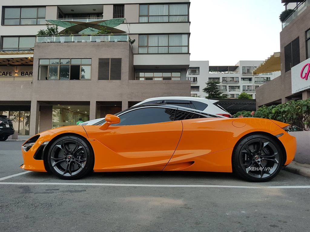 bao the rock surprised the world by quietly gifting lauren hashian a mclaren s for their th wedding anniversary 6548da83d352d The Rock Surprised The World By Quietly Gifting Lauren Hashian A Mclaren 720s For Their 10th Wedding Anniversary