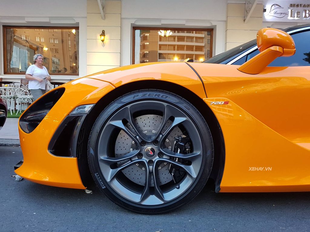 bao the rock surprised the world by quietly gifting lauren hashian a mclaren s for their th wedding anniversary 6548da866548a The Rock Surprised The World By Quietly Gifting Lauren Hashian A Mclaren 720s For Their 10th Wedding Anniversary