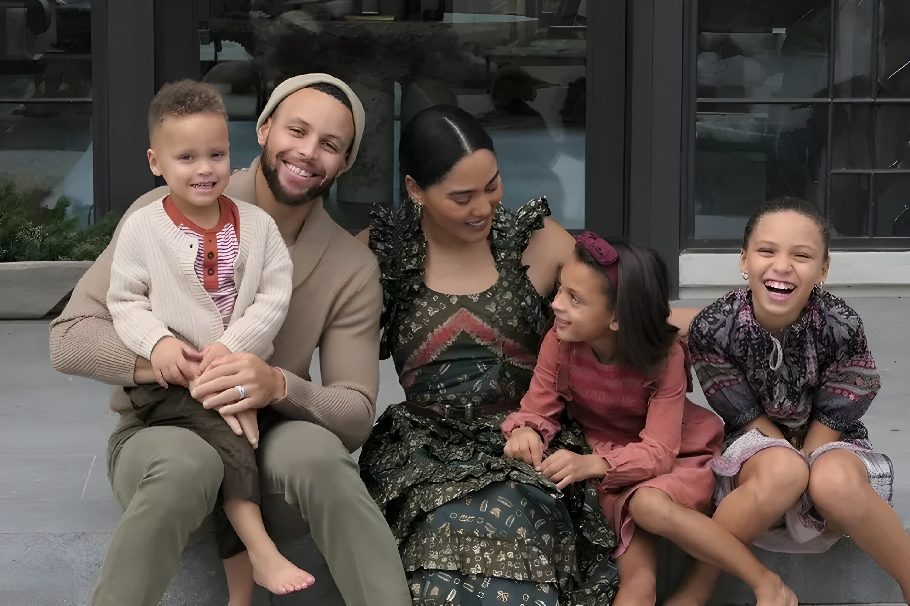 likhoa ayesha curry says raising three kids with stephen curry is so much fun 655798c8bfec9 Ayesha Curry Says Raising Three Kids With Stephen Curry Is "So Much Fun"