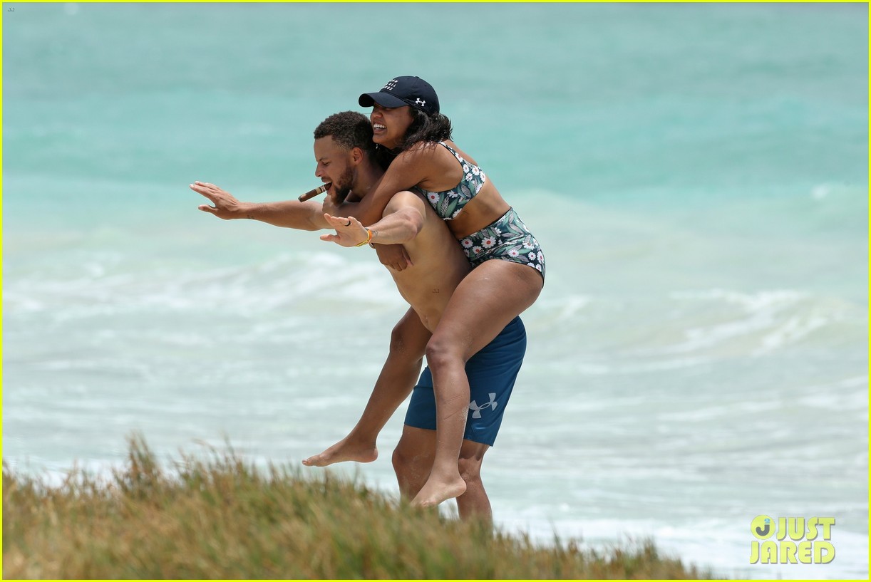 To Please His Wife, Stephen Curry Took Ayesha Curry To Hawaii Island To Watch The Sunset And Enjoy The Symphony Of The Sea Worth $2.6 Million. 216 likhoa to please his wife stephen curry took ayesha curry to hawaii island to watch the sunset and enjoy the symphony of the sea worth million 653391be3193f To Please His Wife, Stephen Curry Took Ayesha Curry To Hawaii Island To Watch The Sunset And Enjoy The Symphony Of The Sea Worth $2.6 Million.
