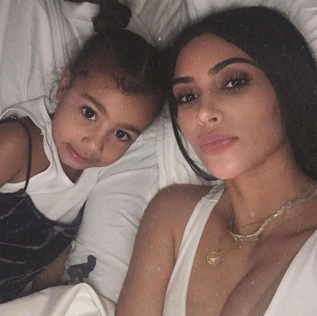 likhoa kim kardashian choked up when she first received a letter from her eldest daughter north west on kim s st birthday 6549f3d13ff9d Kim Kardashian Choked Up When She First Received A Letter From Her Eldest Daughter North West On Kim's 43st Birthday