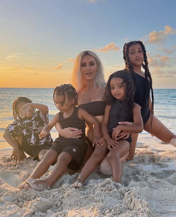 likhoa kim kardashian s first rare photos taken with her children after years these moments are all precious treasures to me copy 65678812a86f0 Kim Kardashian's First Rare Photos Taken With Her Children After 10 Years: 'These Moments Are All Precious Treasures To Me' - Copy