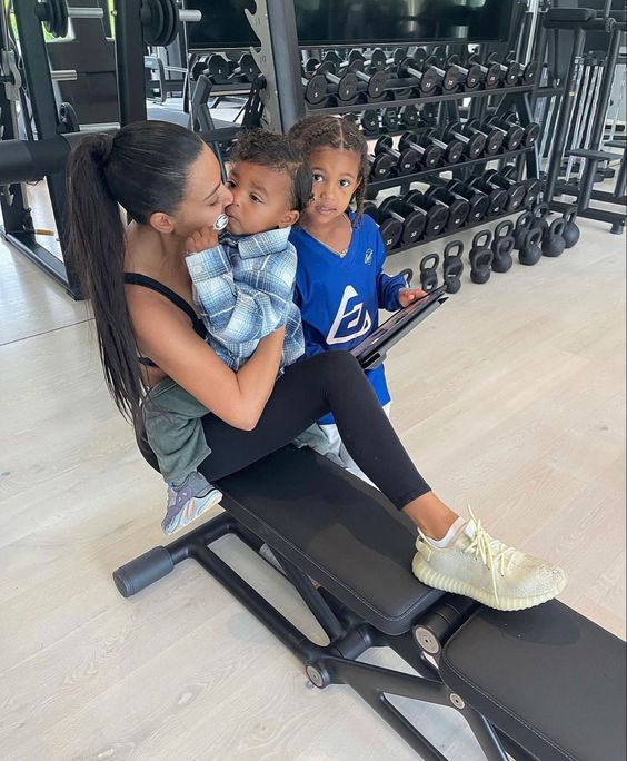 likhoa kim kardashian shares her principles of raising children and helping them grow up healthy and strong over the past years 6551f22e0433b Kim Kardashian Shares Her Principles Of Raising Children And Helping Them Grow Up Healthy And Strong Over The Past 15 Years.
