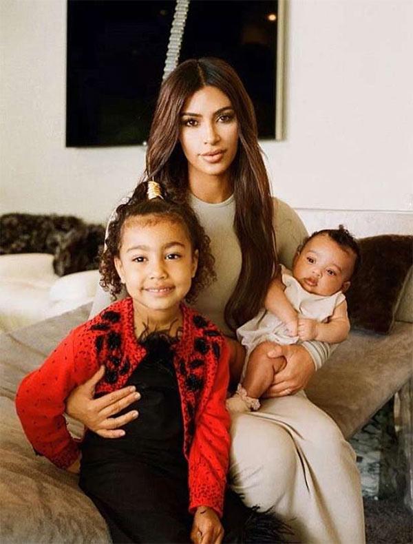 likhoa kim kardashian suddenly shared interesting never before seen moments with her eldest daughter north west surprising everyone 655dbfcc50bfb Kim Kardashian Suddenly Shared Interesting, Never-before-seen Moments With Her Eldest Daughter North West, Surprising Everyone