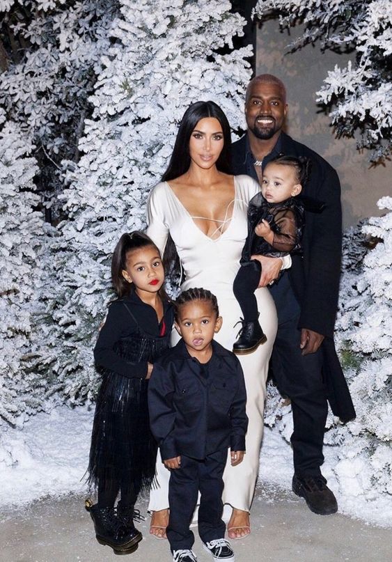 likhoa kim kardashian suddenly shares happy family moments with kanye west and her four adorable little children on the ex husband s birthday 654bc483e202b Kim Kardashian Suddenly Shares Happy Family Moments With Kanye West And Her Four Adorable Little Children On The Ex-husband's Birthday.