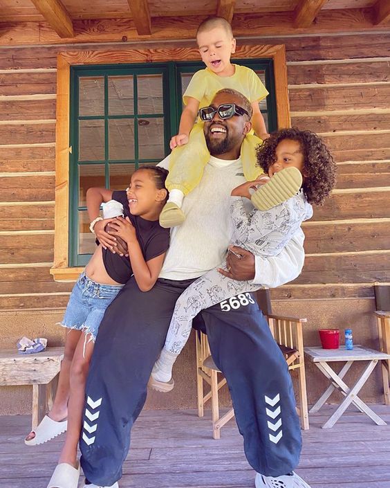 likhoa kim kardashian suddenly shares happy family moments with kanye west and her four adorable little children on the ex husband s birthday 654bc48a0ca31 Kim Kardashian Suddenly Shares Happy Family Moments With Kanye West And Her Four Adorable Little Children On The Ex-husband's Birthday.