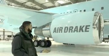 likhoa on the occasion of his th birthday drake surprised everyone by sharing for the first time the inside of his million luxury private jet 65637c43eeb22 On The Occasion Of His 37th Birthday, Drake Surprised Everyone By Sharing For The First Time The Inside Of His $63.3 Million Luxury Private Jet.