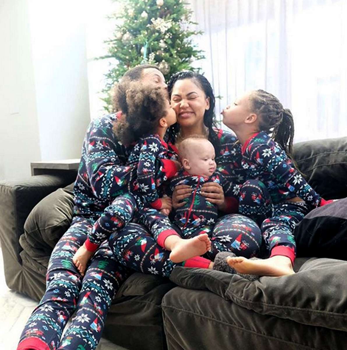 likhoa stephen curry nba star shares warm and sweet moments with ayesha and their three beloved children on thanksgiving 6561be1cc8753 Stephen Curry, Nba Star Shares Warm And Sweet Moments With Ayesha And Their Three Beloved Children On Thanksgiving 2023