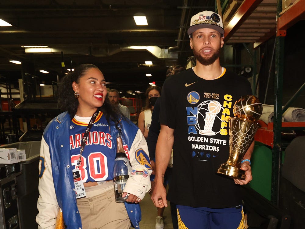 Stephen Curry Reflects On 10 Years Of Marriage To Wife Ayesha Says He Feels Lucky Every Day 