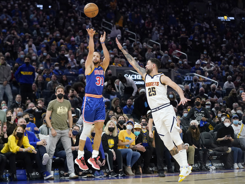 likhoa stephen curry reveals part of the secret that helped him become the greatest point shooter in the nba 6560d6b999f03 Stephen Curry Reveals Part Of The Secret That Helped Him Become The Greatest 3-Point Shooter In The Nba