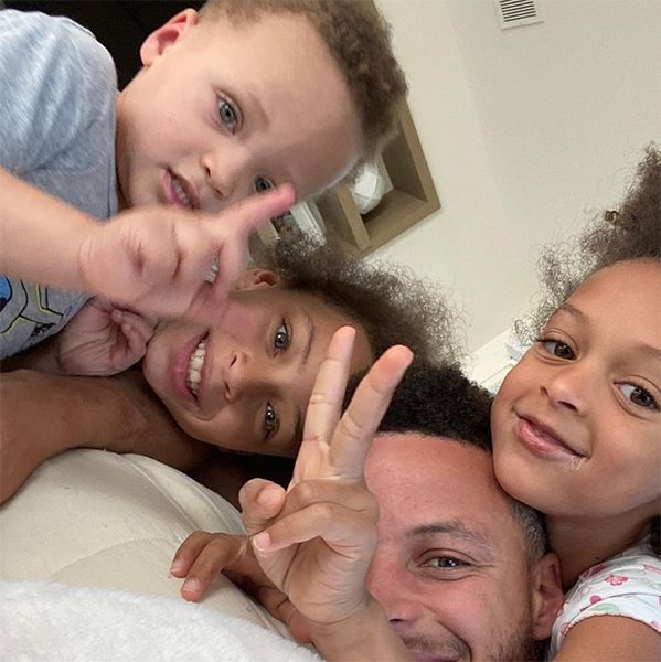 likhoa stephen curry surprises the world by unexpectedly revealing little known things about his son canon curry 656234de3d2ba Stephen Curry Surprises The World By Unexpectedly Revealing Little-known Things About His Son - Canon Curry